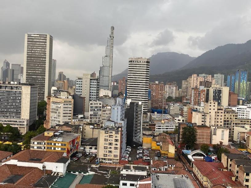 - Apto En El Corazon De La Ciudad Con Vista Unica Bogota