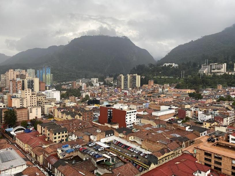- Apto En El Corazon De La Ciudad Con Vista Unica Bogota